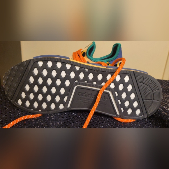 Leopard Print Sneakers with Orange Accents Pharrell NMD Adidas - Picture 7 of 12